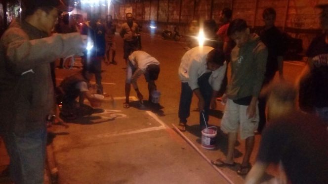 
					Pasar Tumpah Sejajar Rel di Depok Tetap Digelar