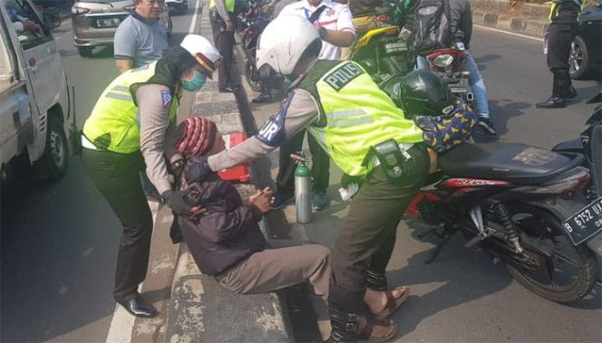 
					Terjaring Razia di Margonda, Pengendara Motor Pingsan