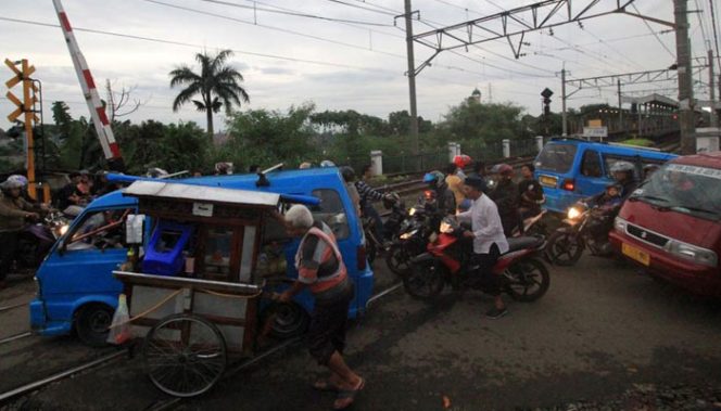 
					Dishub Siap Urai Macet Depan Stasiun Citayam