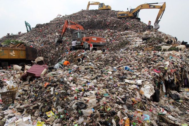 
					TPA Cipayung Menunggu Revitalisasi