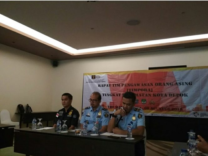 
					16 WNA Dipulangkan Imigrasi Depok