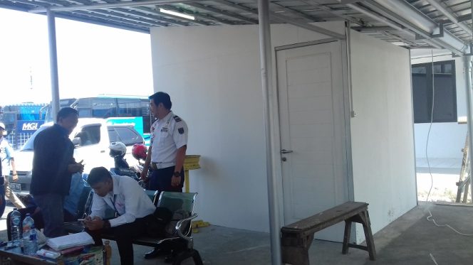 
					Terminal Sementara Siapkan Infrastruktur Penunjang