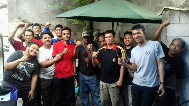 
					Pokdarkamtibmas Beji Bantu Korban Musibah Kebakaran