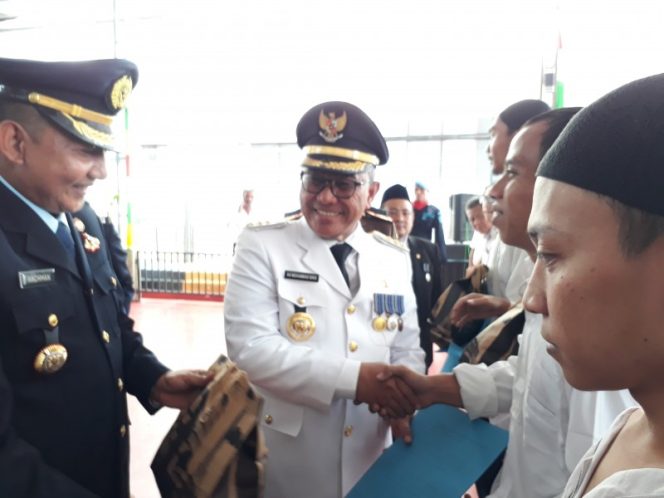 
					386 Warga Binaan Rutan Depok Dapat Remisi