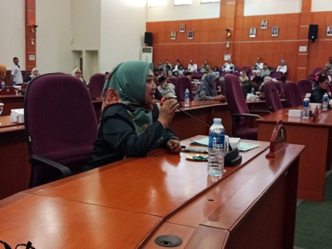 
					Ketua Fraksi Golkar, Tajudin Gantikan Juanah