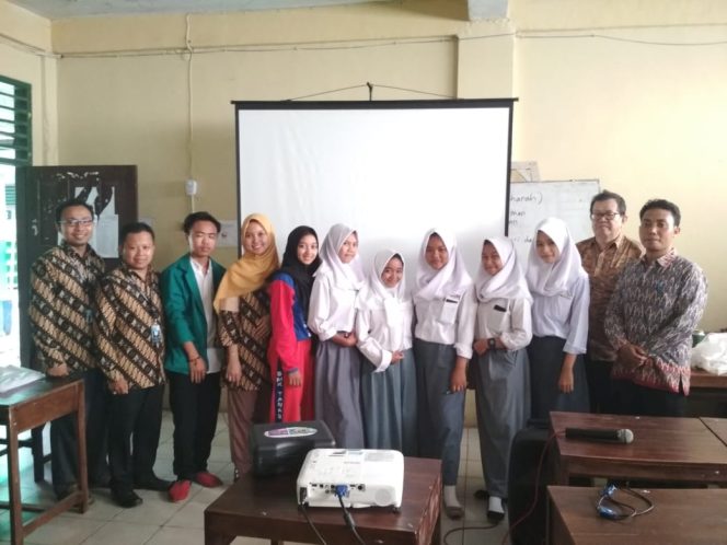 
					Siswa SMK Taman Ilmu Dikenalkan Produk Bioteknologi