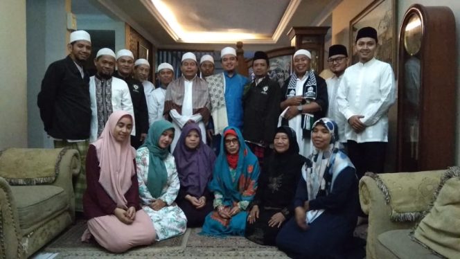 
					Jajaran pengurus DMI Kota Depok. (FOTO : Bambang Banguntopo/Harian Sederhana)