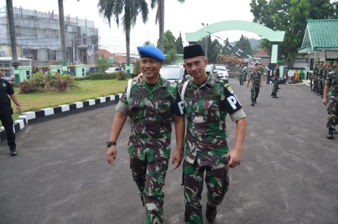 
					Mayor Jenderal TNI Tri Soewandono saat safari Ramadhan di Korem 061 Suryakencana Bogor. (FOTO : Harian Sederhana)