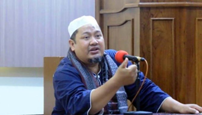 
					Ketua GNPF Ulama Bogor, Ustadz Iyus Khaerunnas