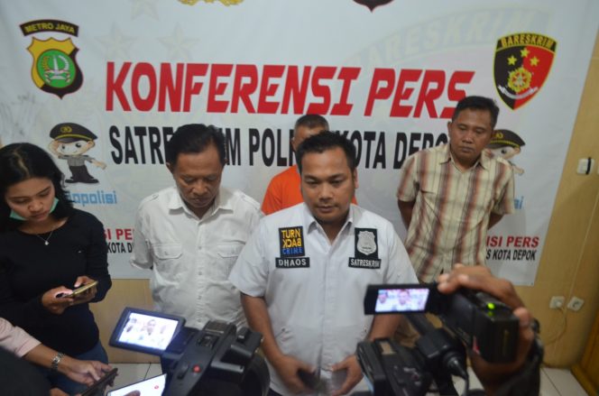 
					Terjerat Rentenir, Joko Kerjai Bos Ayam