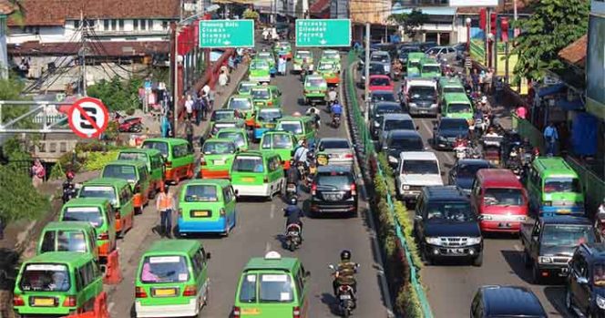 
					Dishub Buru 628 Angkot