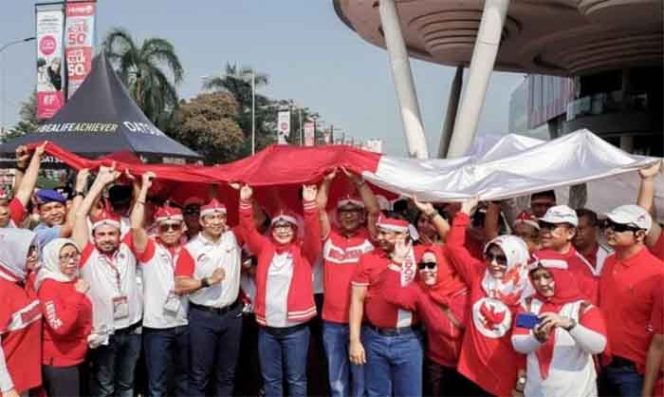 
					Bupati Bogor Ade Yasin memimpin langsung perhelatan Kirab Merah Putih yang digelar dalam rangka menyambut HUT ke-74 RI.