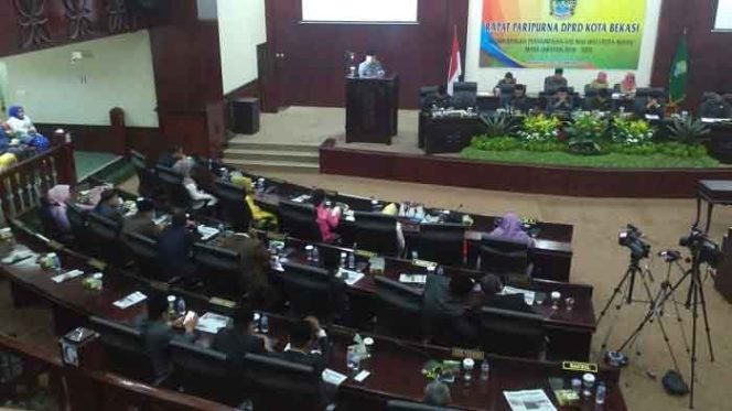 
					Polemik Legalitas Hasil Paripurna Jadi Evaluasi Kinerja Legislatif dan Eksekutif