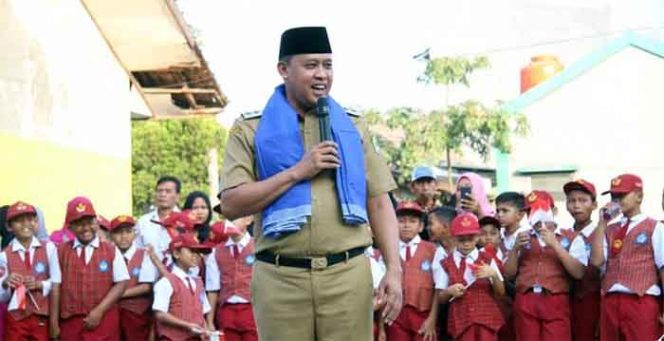 
					Wakil Wali Kota Bekasi Tri Adhianto Tjahyono