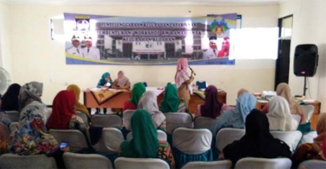 
					Kegiatan sosialisasi Kota Layak Anak (KLA) di aula Kelurahan Bedahan, Kecamatan Sawangan.