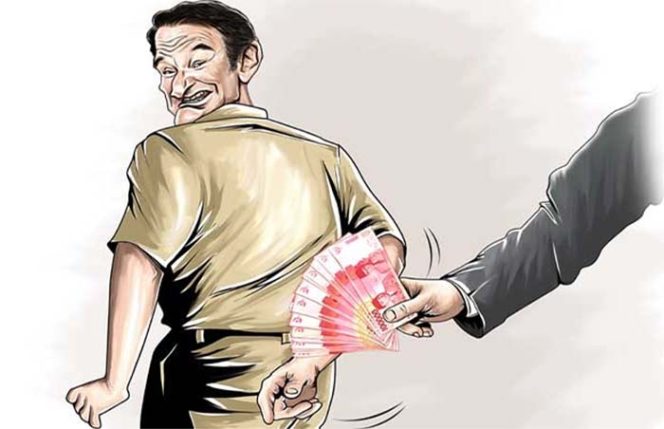 
					Kepsek SDN Arenjaya 13 Bantah Pungut Uang Conblok Ke Murid