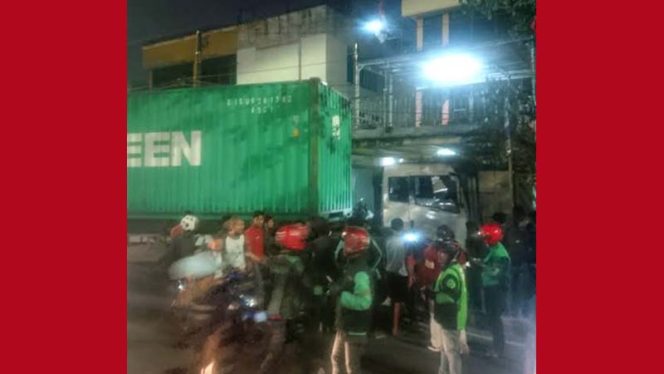 
					Tempat kejadian Kecelakaan seminggu berturut-turut yang terjadi di Jalur Narogong, Kota Bekasi.