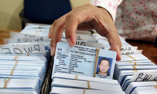 
					Pencetakan 52.120 E-KTP Dikebut