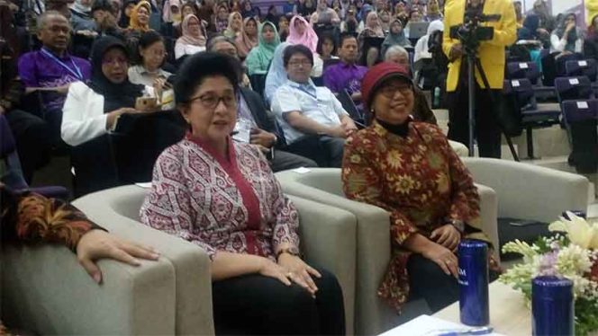 
					Menteri Kesehatan RI, Nila Djuwita F. Moeloek
