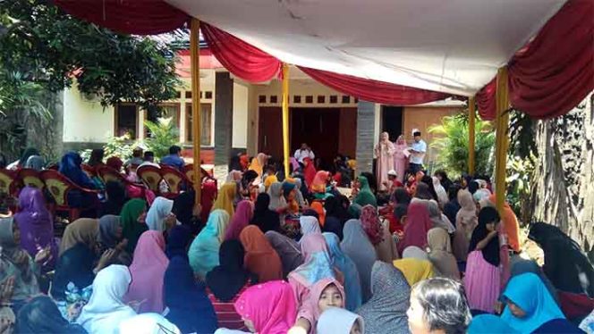 
					Laniasari Berbagi Kebahagiaan Dengan Ratusan Anak Yatim