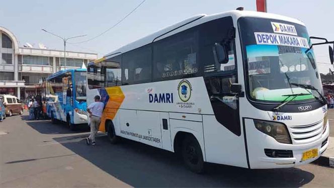 
					Bus Margonda Commuter Depok Go Lancar siap beroperasi.