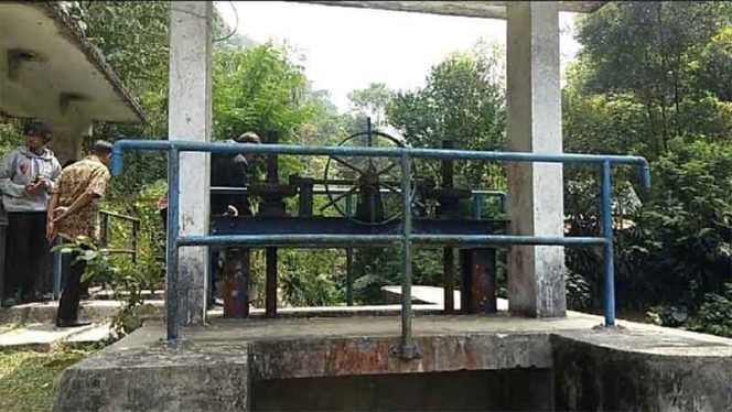 
					PDAM Tirta Bumi Wibawa (TBW) Kota Sukabumi 