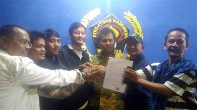 
					Gara-gara Melecehankan Profesi Jurnalis, Ketua Katar Bekasi Minta Maaf