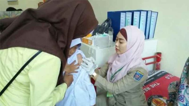 
					Puskesmas Kalimulya Gencar Berikan Vitamin A