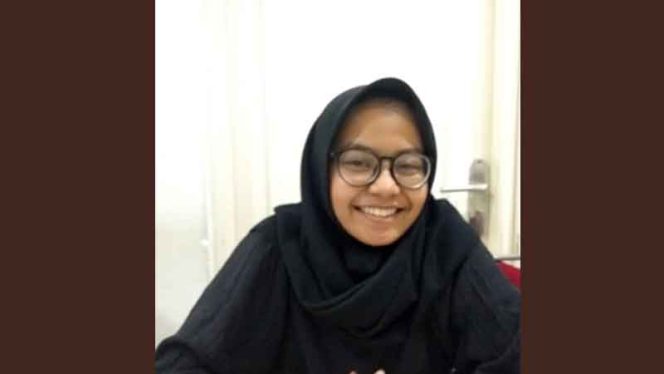 
					Safira Hanaya, seorang peserta JKN-KIS.