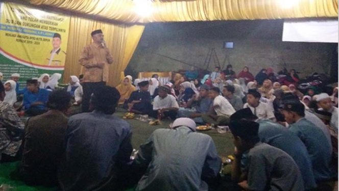 
					Nurdin Al Idrusoma atau yang disapa akrab Jojon, saat memberikan sambutan di acara syukuran.