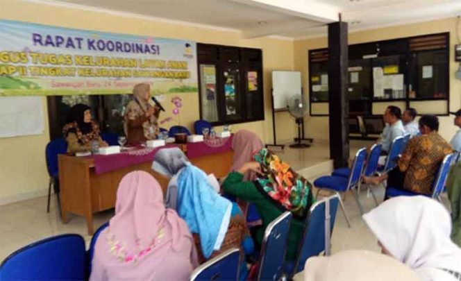 
					Sosialisasi Program Layak Anak di aula Sawangan Baru.