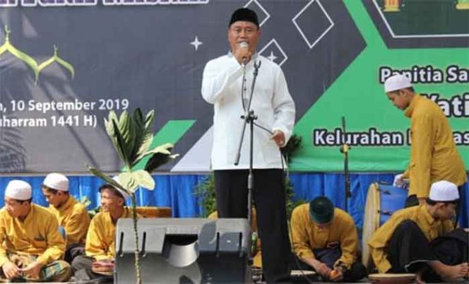 
					Sarifudin yang akrab disapa Ito memberikan sambutan pada santunan yatim 10 Muharram 1441 H.