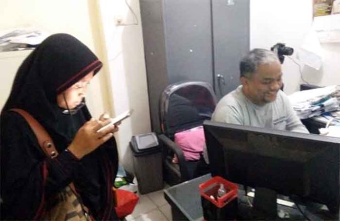 
					Operator e-KTP Pasput Lembur Kerja