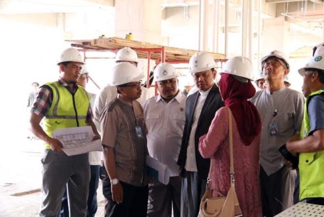 
					Wali Kota Bogor Bima Arya bersama pimpinan DPRD melakukan sidak ke RSUD Kota Bogor.