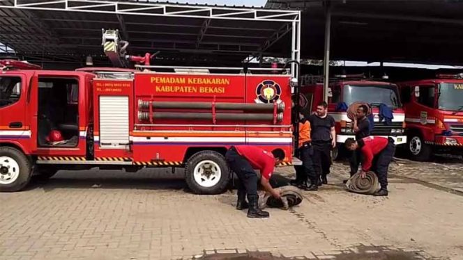 
					Damkar Kabupaten Bekasi Kekurangan Petugas