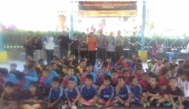 
					Pembukaan Turnamen Futsal LPM Poncin Cup di Pondokcina.