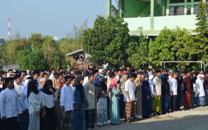 
					Siswa SMAN 17 Bekasi Diminta Perkuat Akhlak