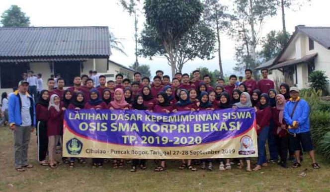 
					54 Pengurus OSIS Dibekali Wawasan Kepemimpinan