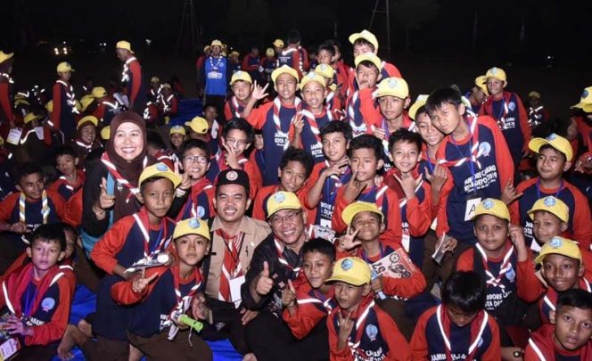 
					Wali Kota Depok, Mohammad Idris membuka kegiatan Jambore 2019 yang diselenggarakan Kwartir Cabang Gerakan Pramuka Kota Depok di Bumi Perkemahan Cibubur.