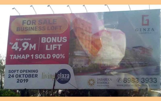 
					Papan reklame yang tersebar di sejumlah lokasi Kabupaten Bekasi.