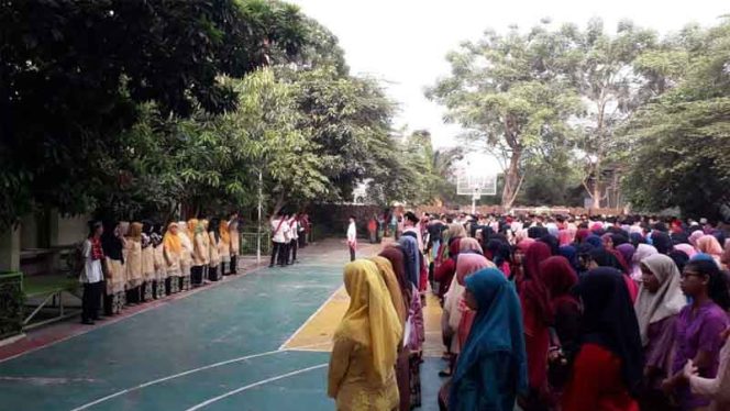 
					Siswa SMKN 6 peringatan Hari Sumpah Pemuda yang jatuh pada 28 Oktober.