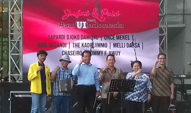 
					Simfoni dan Puisi di Universitas Indonesia