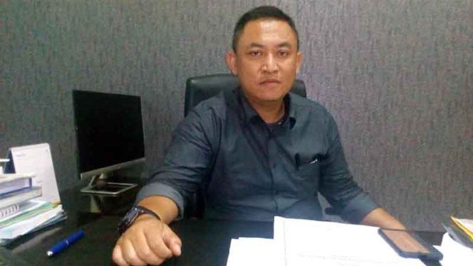 
					Kepala Dinas Catatan Sipil dan Kependudukan Kota Bekasi Taufik Rahmat Hidayat