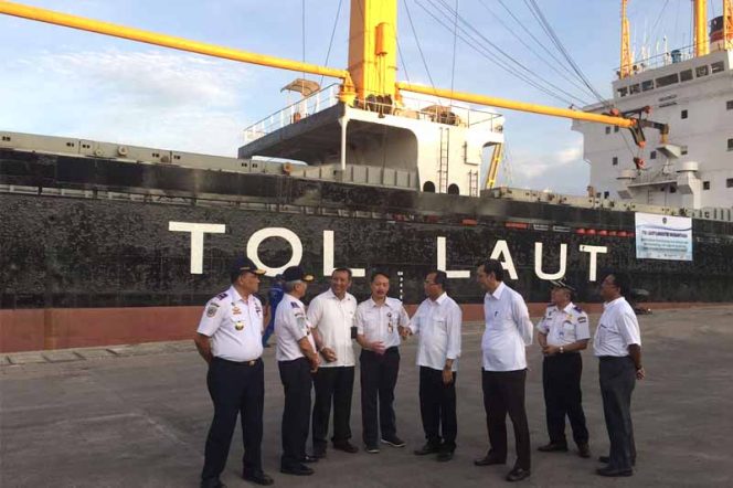 
					LPEM UI : Manfaat Tol Laut Hanya Dinikmati Pelaku Usaha