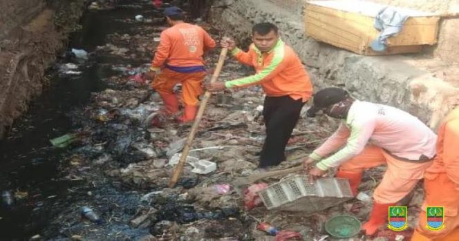 
					Pemkab Bekasi Kerja Keras Tuntaskan Sampah
