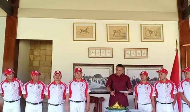 
					Ketua NPC Rudy Susmanto, memberikan memotivasi bagi para atlet berkuda.