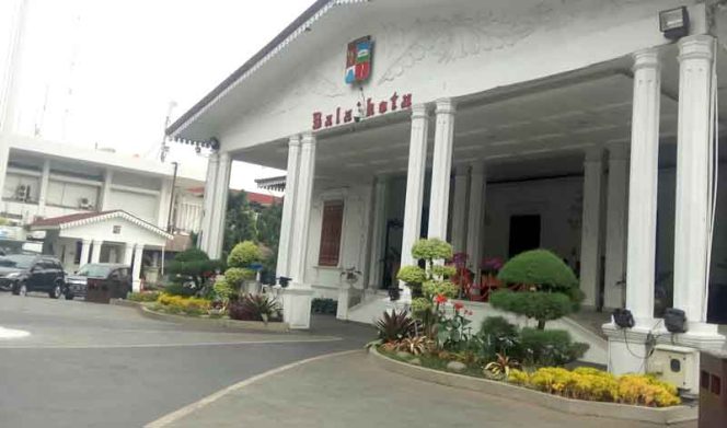 
					Nunggu Moment Tepat Umumkan Hasil Open Bidding