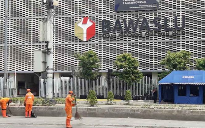 
					Bawaslu Depok Buka Lowongan Panwascam