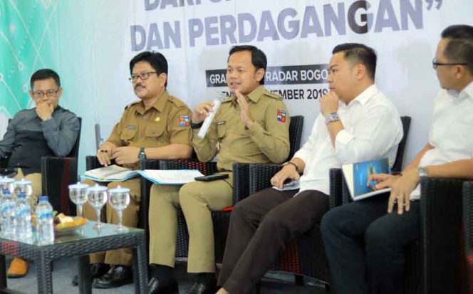 
					Wali Kota Bogor Bima Arya memecut Badan Pendapatan Daerah (Bapenda) untuk progresif menggali berbagai potensi.