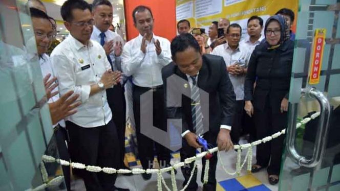 
					Gercep Layanan Publik Dukcapil Kabupaten Bekasi resmi dibuka di Sentra Grosir Cikarang